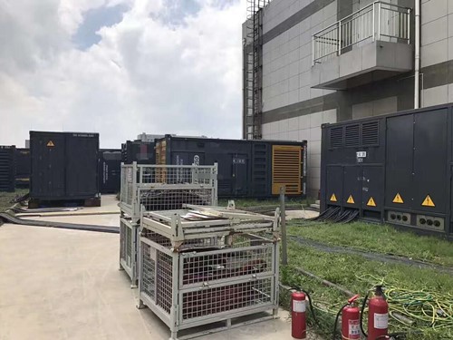 清水河除了定期检查，还有哪些方法可以及时发现接触式转速表探头的磨损？