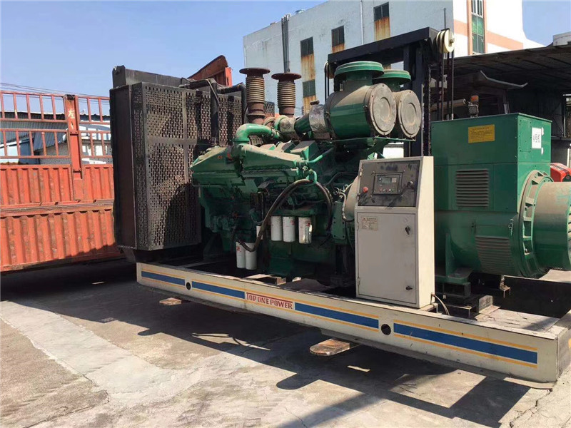 清水河如何判断柴油发电机组的机油温度是否达到了合适的预热温度?