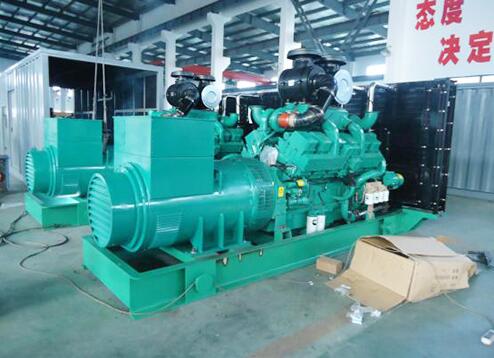 清水河校准冷却液冰点测试仪的标准溶液有哪些注意事项？